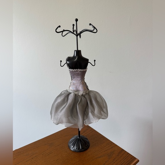 Necklace Stand - Picture 2 of 2